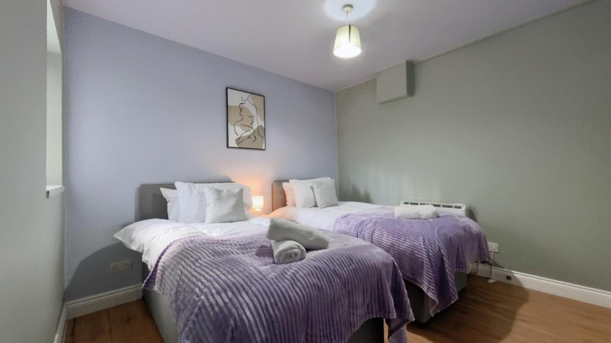 Birmingham City Stays Apartments *
